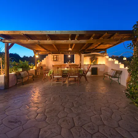 Natura House *